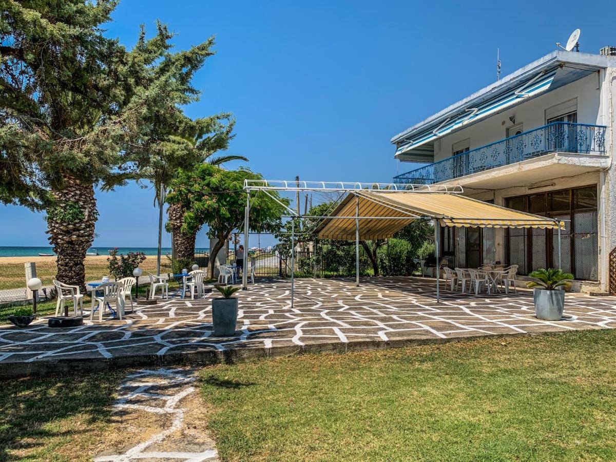Galinis' Sea Front Studios Nea Kallikrateia Esterno foto