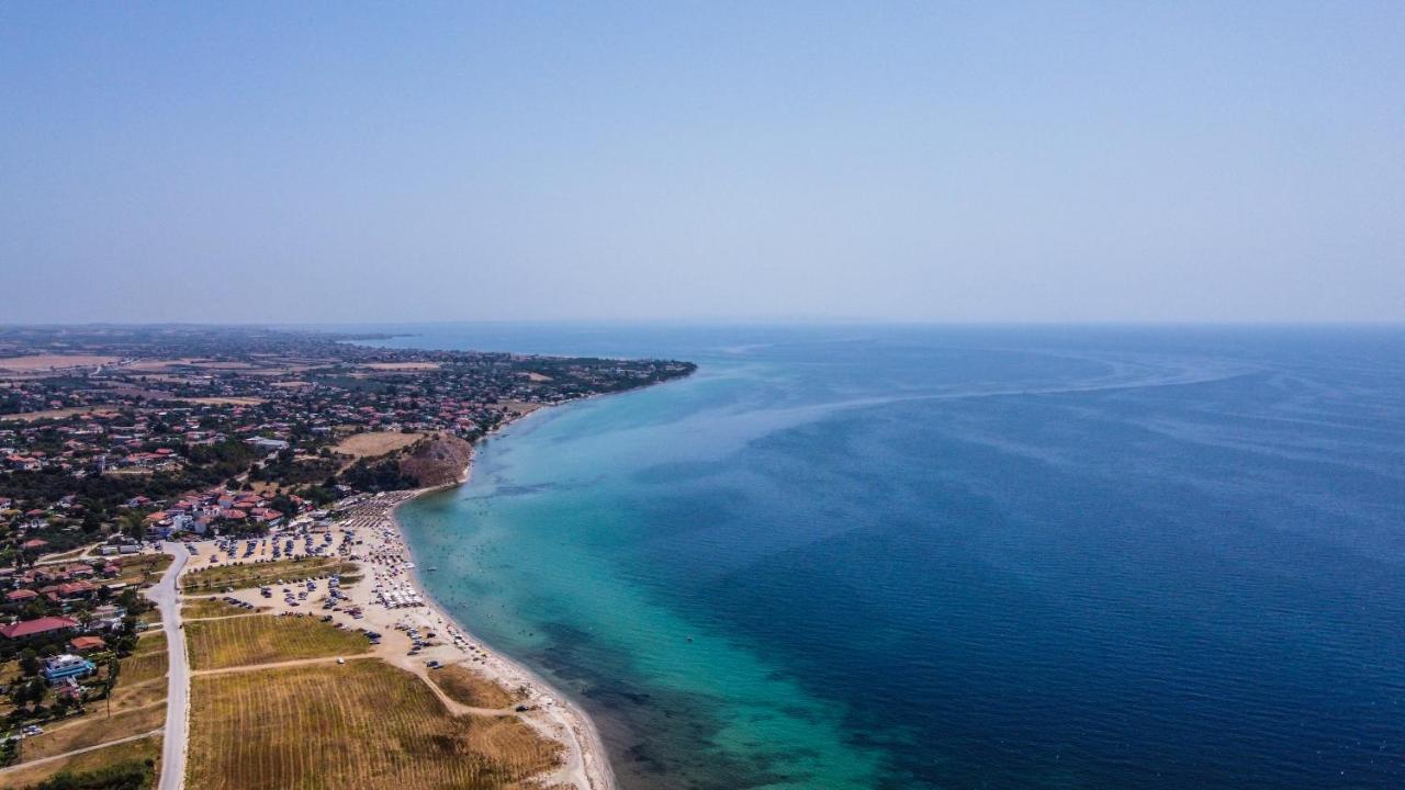 Galinis' Sea Front Studios Nea Kallikrateia Esterno foto